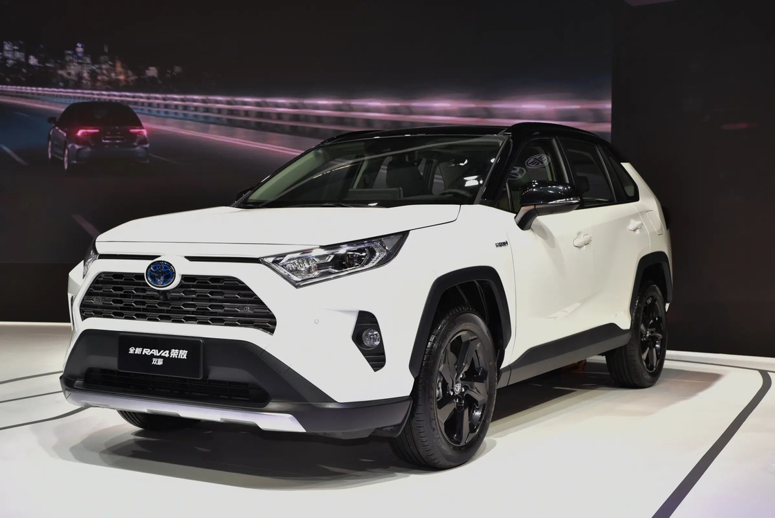 Kompak RAV4 Toyota Petrol SUV 2.0L 2.5L Mesin FWD AWD 5 Seat