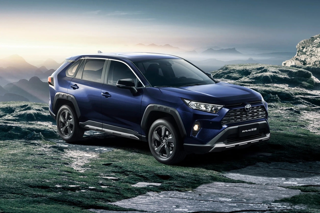 180km/h Max kecepatan Toyota bensin mobil RVA4 5 pintu 5 kursi SUV