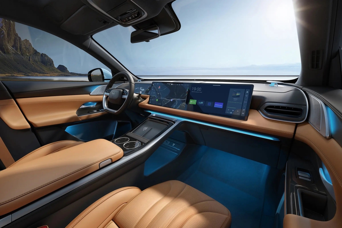 Sedang Untuk Besar Xiaopeng Electric Car 5 Pintu 5 Seater Xpeng G9 Pure Electric SUV