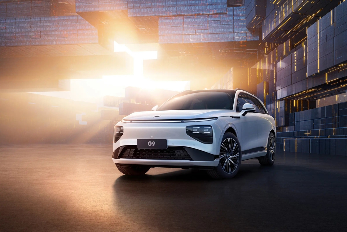 Xiaopeng Electric Car XPeng G9 SUV Listrik Murni Medium to Large 5 pintu 5 kursi EV Auto dengan Teknologi Canggih