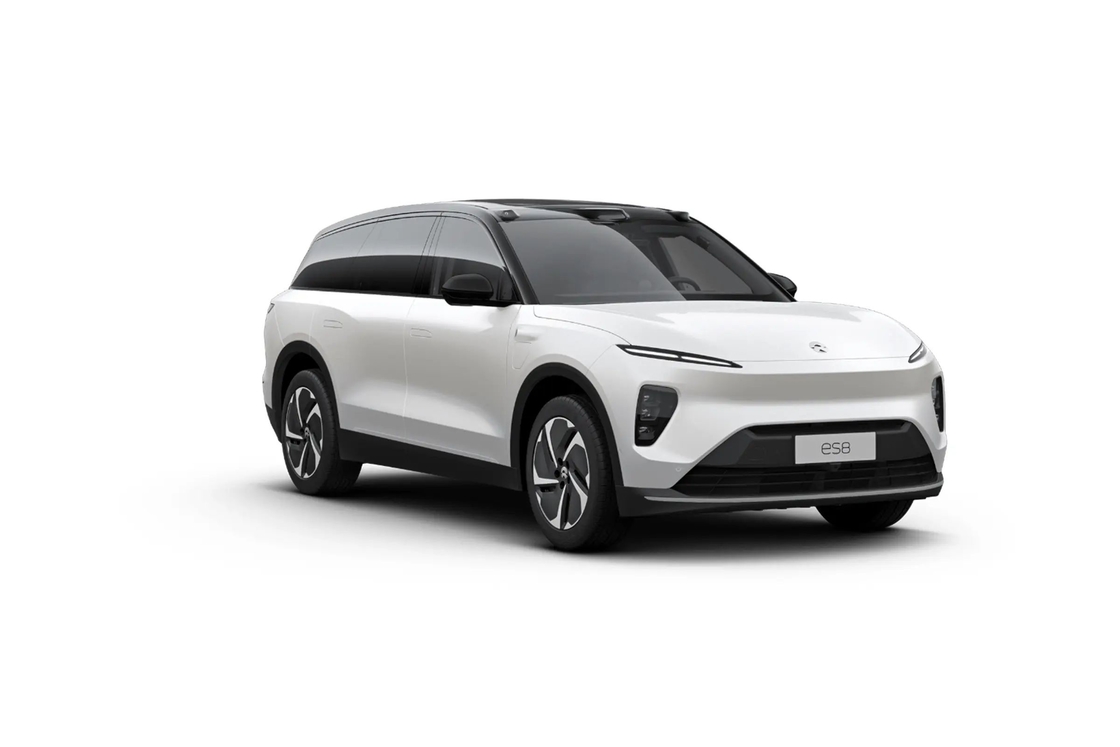 NIO ES8 Pengalaman Interaktif Cerdas Tekstur Interior Mewah 5 Warna Tema Ruang Nyaman