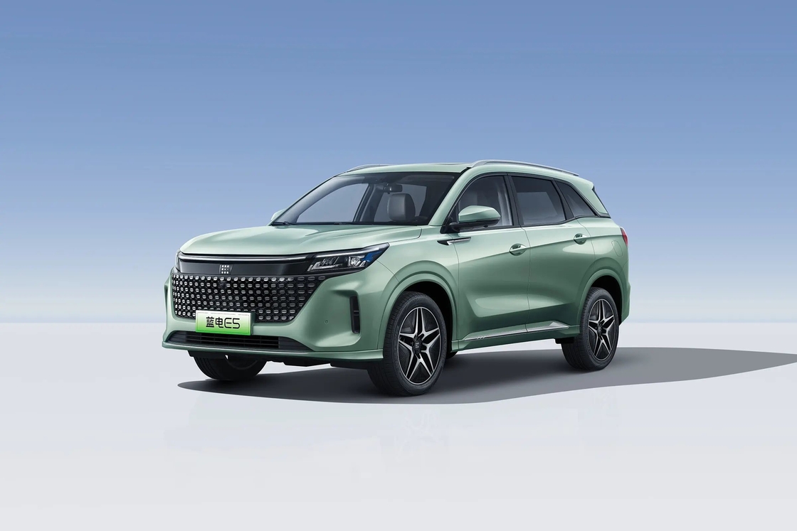 Desain Modern Ukuran menengah E5 Seres Electric Car / All Wheel Drive EV SUV