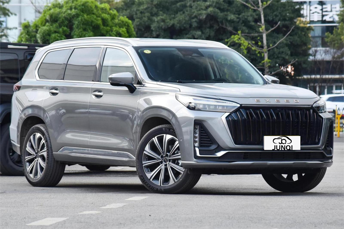 SUV Mobil Chery Bensin Mewah EXEED VX Dengan Hybrid Powertrain Untuk Konsumen yang Terampil
