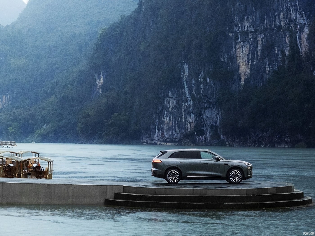EXEED ET Chery Electric SUV Dengan 520Km Dengan Satu Pengisian 200km/h Max speed