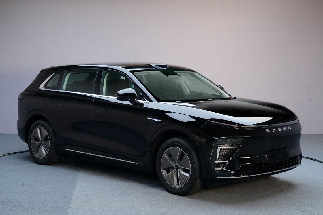 EXEED ET Chery Kendaraan Listrik 245KW 650Nm Torsi Untuk Bersepeda Mewah Dan Berkelanjutan