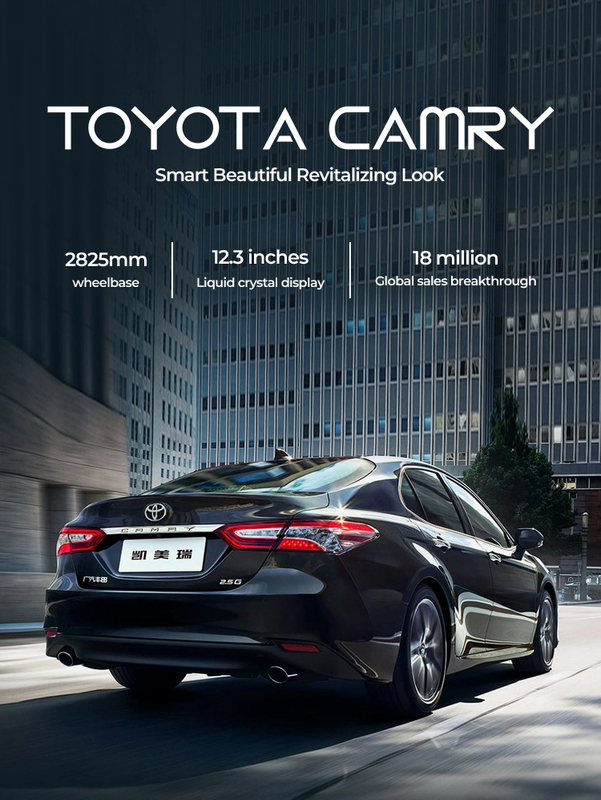 Mid Size Luxury Toyota Camry Mobil hibrida Penggerak roda depan 150 Hp