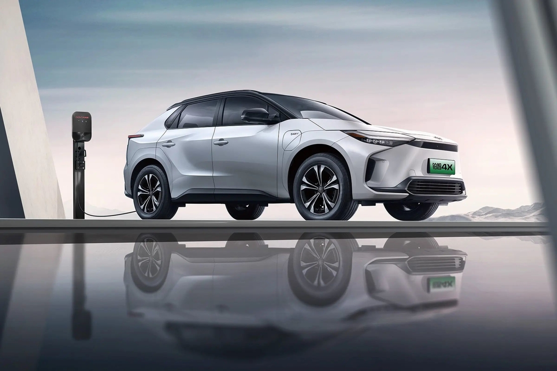 Hybrid Toyota Bz 4X SUV Listrik Untuk Konsumen Eco-conscious dan Outdoor Enthusiasts