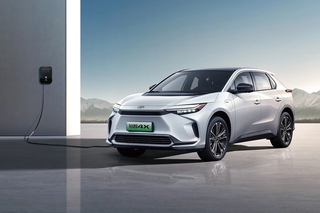 Elektro Toyota Electric Car Pure Electric Mid Size Toyota Bz4x SUV Listrik