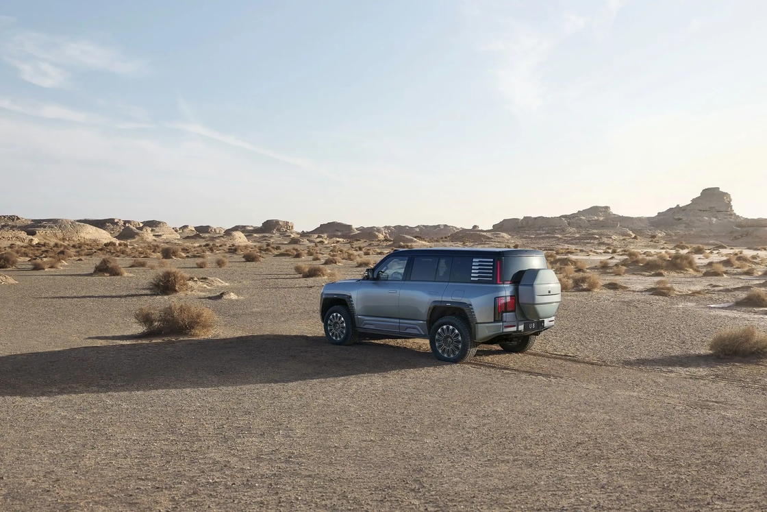 New Off Road Jeep Electric SUV 4X4 Kendaraan BYD Yangwang U8 Mencari Mobil