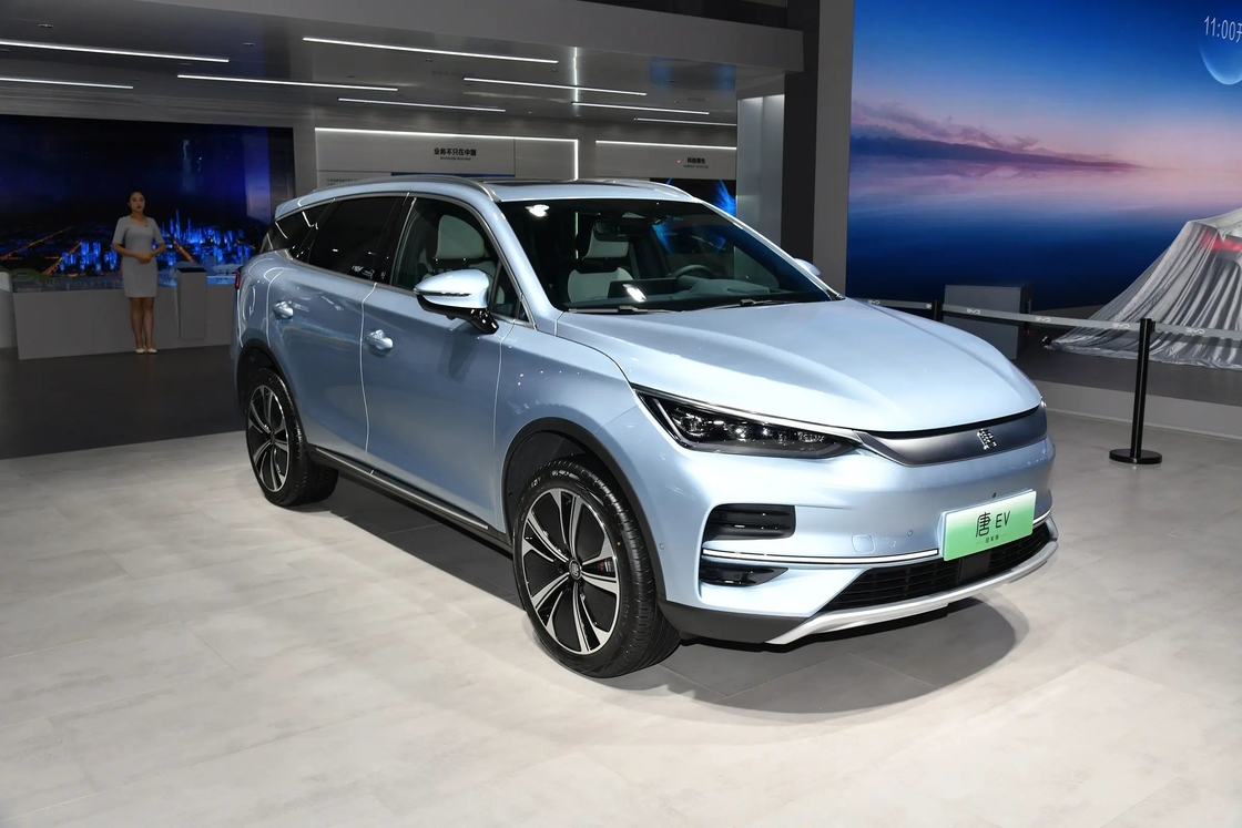 Mobil listrik BYD Tang mewah EV 185Km / H kiri drive plug In SUV hibrida