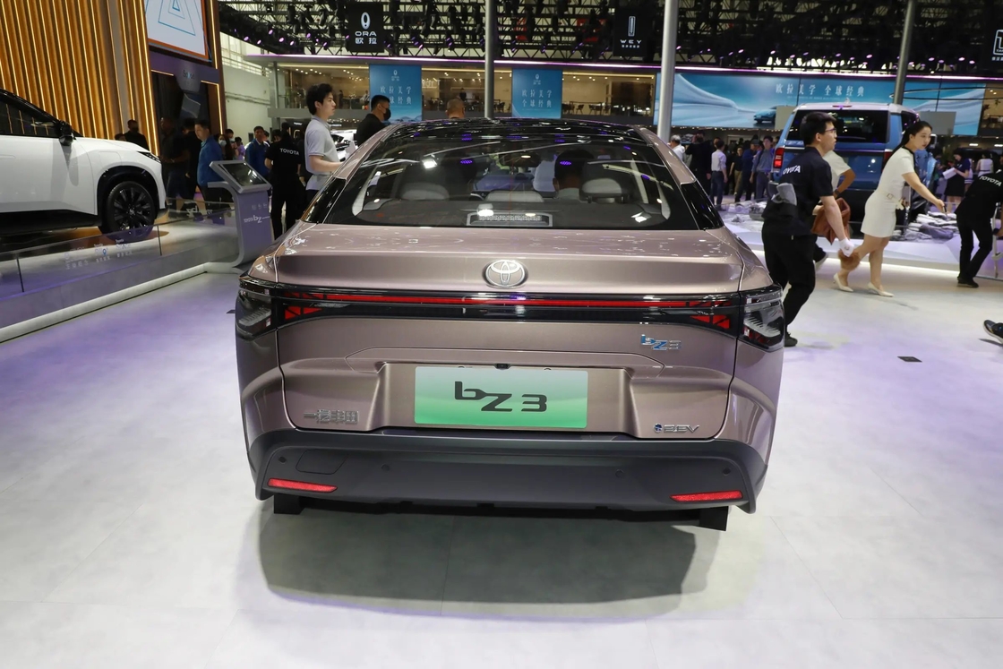 160km/h Kecepatan maksimum Toyota BZ3 Electric Sedan Mid Size Toyota EV Cars