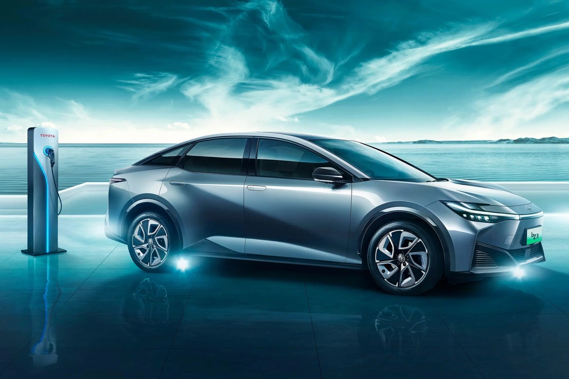Toyota Sedan Listrik Berukuran Sedang 517km Elite PRO Toyota Bz3 EV