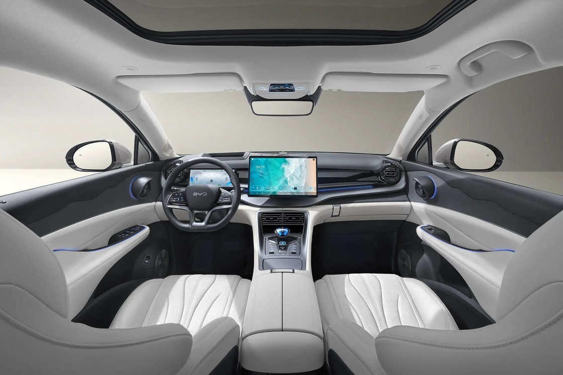 Mid Size BYD Electric Car BYD Frigate 07 EV Dengan Layar Multimedia Kontrol Pusat
