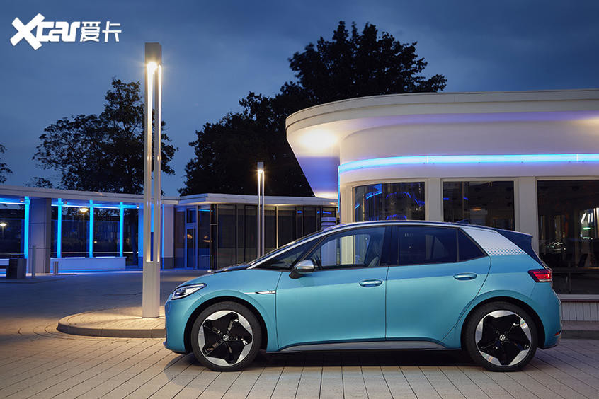 Mid Size ID 3 Volkswagen Mobil Listrik VW Pengalaman Masa Depan Mengemudi Berkelanjutan