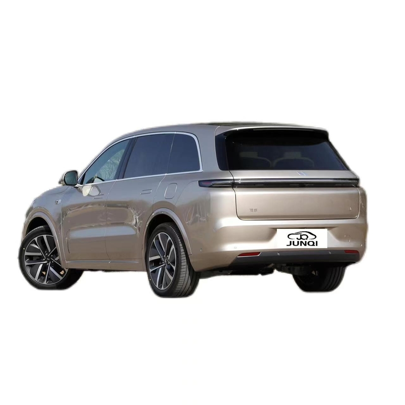 Penggerak roda belakang Li xiang Electric Car L8 Sedan Type Extended Range