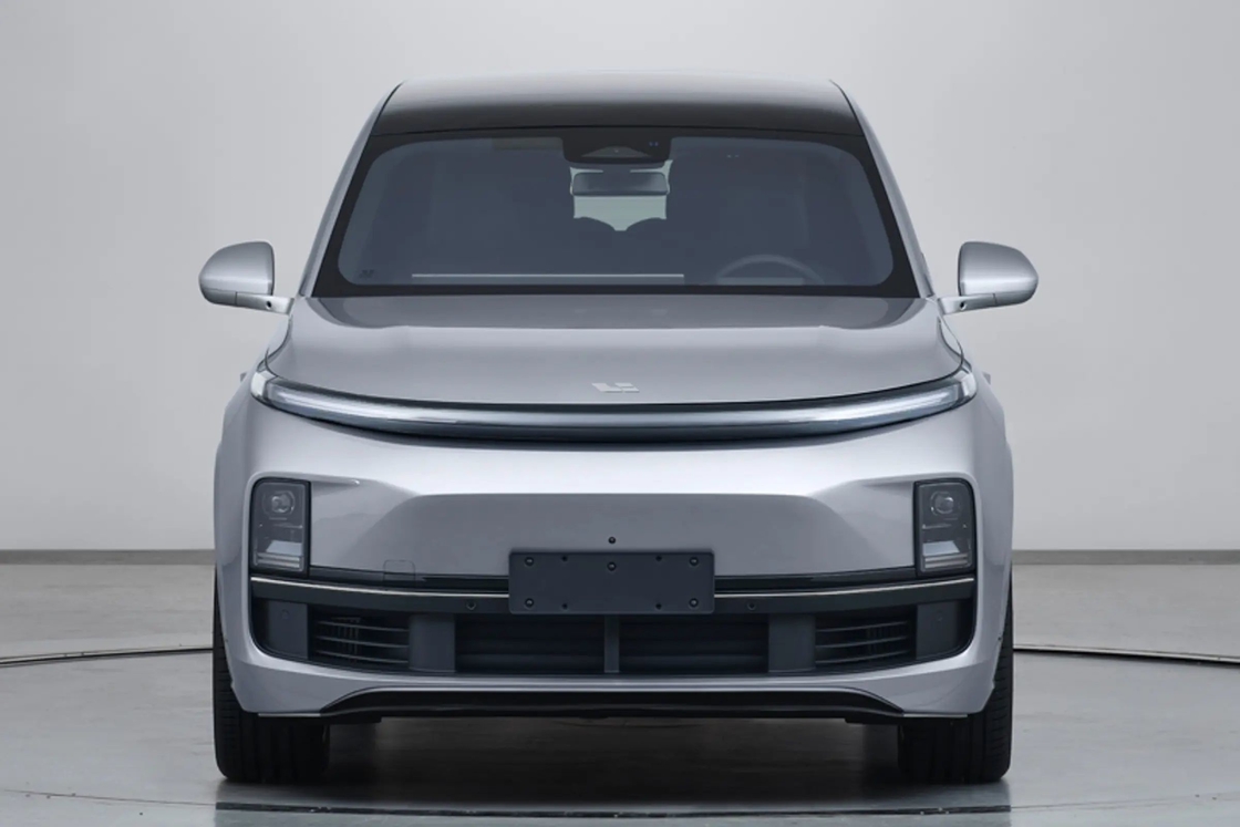 5 Pintu 6 Seater L8 Lixiang Electric Car SUV Left Drive Dengan 800km driving range