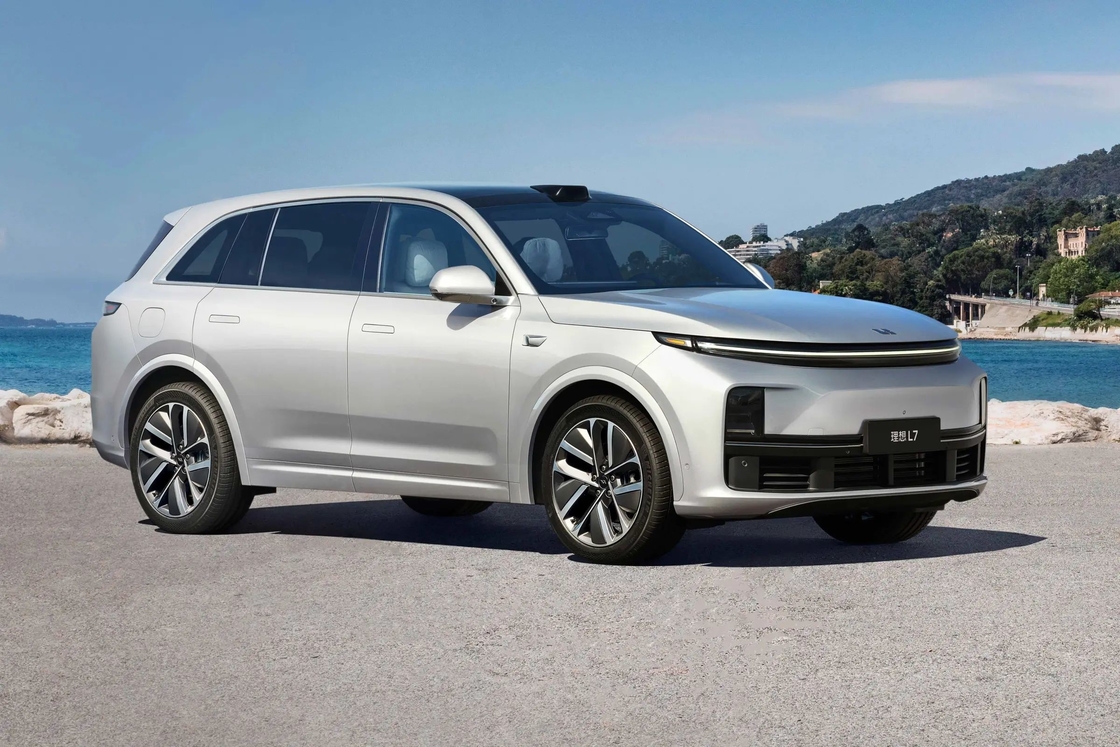 400km Range 180km/h Lixiang L7 Electric Car Untuk Medium Dan Besar SUV Oleh Ideal Auto