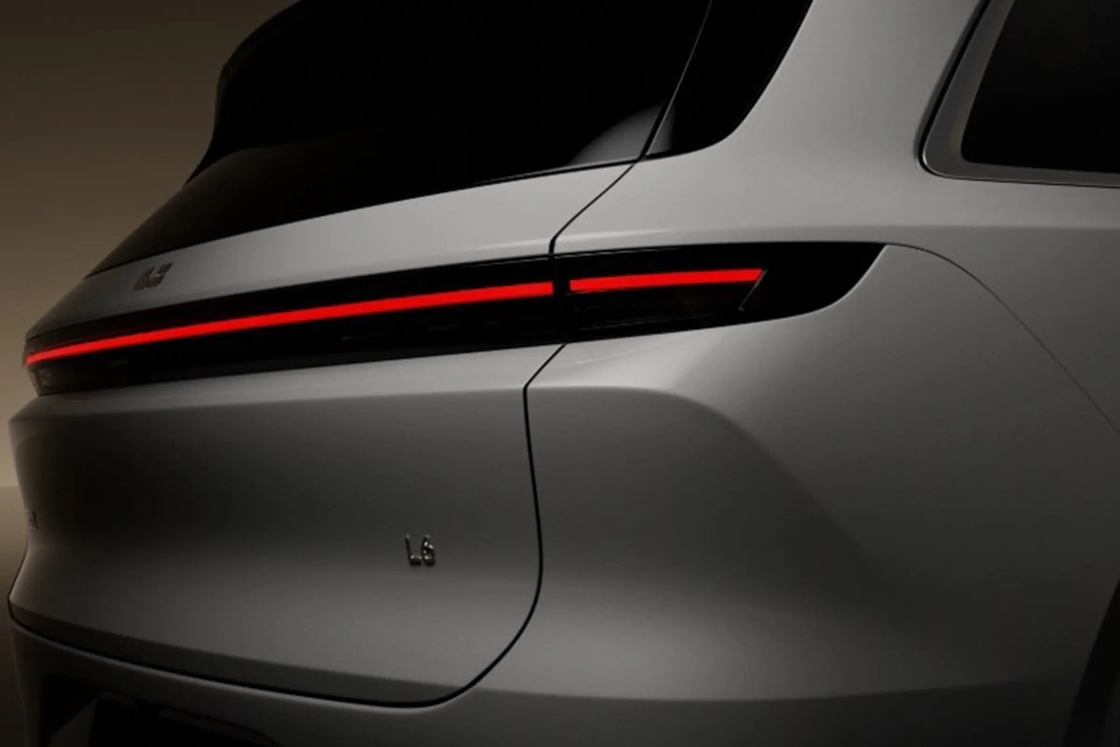 LixiangL6 SUV Berkinerja Tinggi Dengan 1.5T Range Extender Dan 1390km Range Untuk Dan Transportasi Solusi Untuk Seluruh Dunia