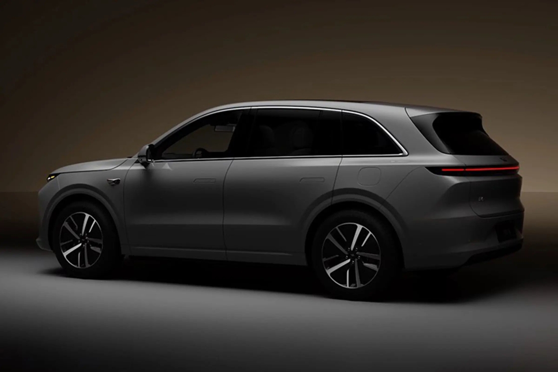L6 Lixiang Electric Car 5 Pintu 6 Kursi SUV Untuk Kemewahan Keluarga Dan Gaya Di Jalan