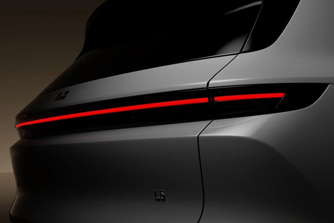High Performance Lixiang L6 Electric SUV 1.5T Range Extender Dan 1390km Range