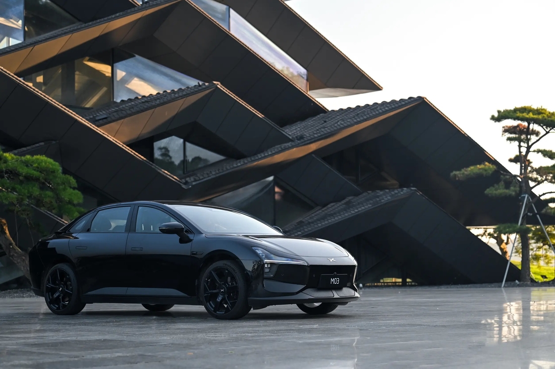 Xiaopeng Electric Car Fitur Keamanan Lanjutan untuk Pengalaman Mengemudi Bebas Kekhawatiran