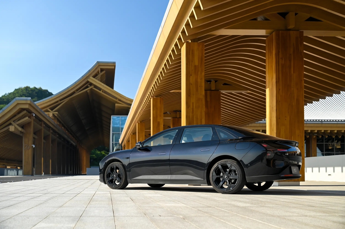 Xiaopeng Electric Car M03 Pilihan Ideal dengan Interior dan Sistem Infotainment yang luas