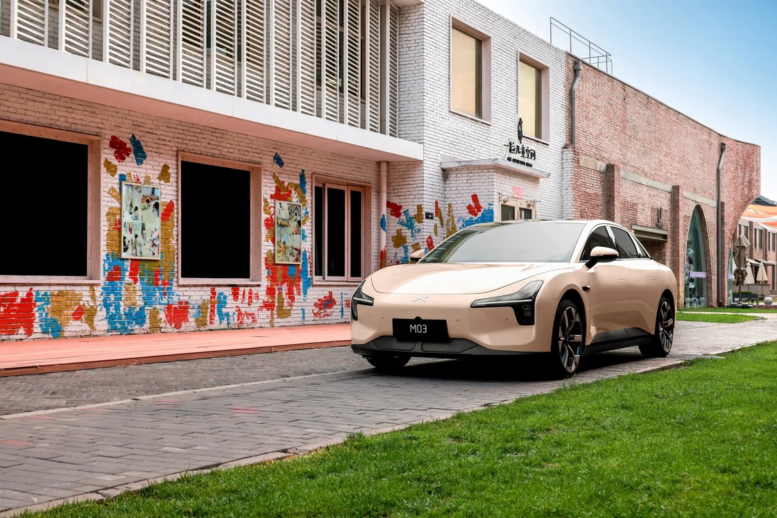 Xiaopeng Electric Car Fitur Keamanan Lanjutan untuk Pengalaman Mengemudi Bebas Kekhawatiran