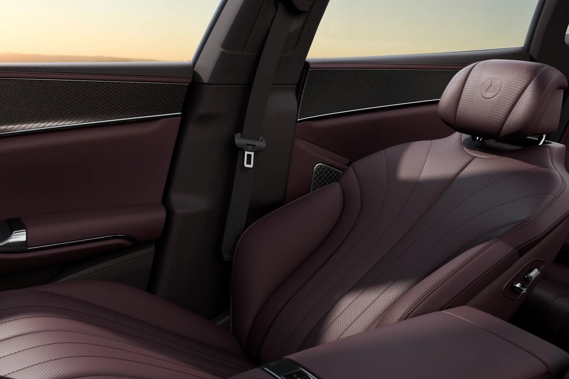 2024 Denza Z9 GT Electric SUV D-Class Luxury Mini EV Car With 4WD Left Steering Kendaraan Energi Baru Presale