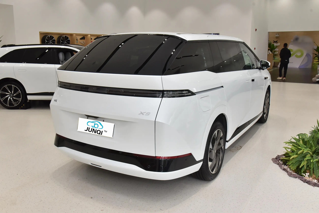 2024 Xpeng X9 MPV Pure Electric 320Ps Ultra Long Range 702 AWD 640km Pro Max dengan X9 New Energy Vehicle