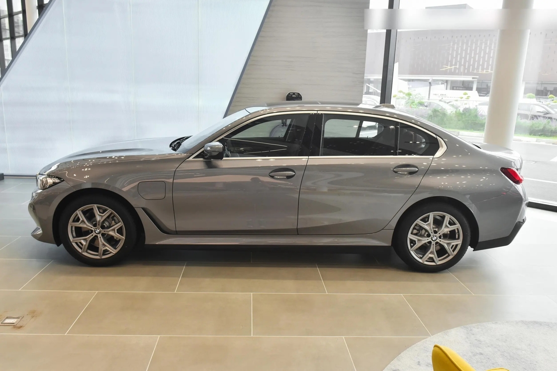 BMWS I3 IX3 Listrik Murni Sedan Mewah Model 2024 Edrive 35 L 40L Sport Night Nev I3 BMWS Made in China