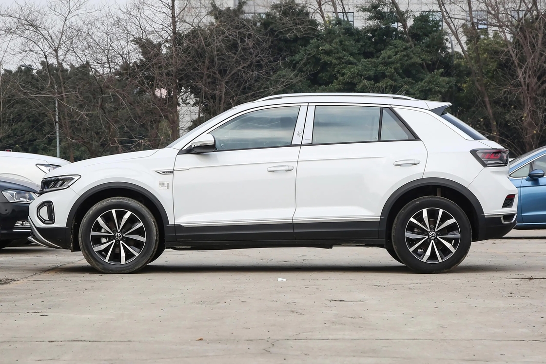 VW T ROC 2024 2023 280TSI 300TSI DSG R18 1.5T L4 160hp 200km/h TROC Mobil SUV kompak bensin untuk Volkswagen T-ROC
