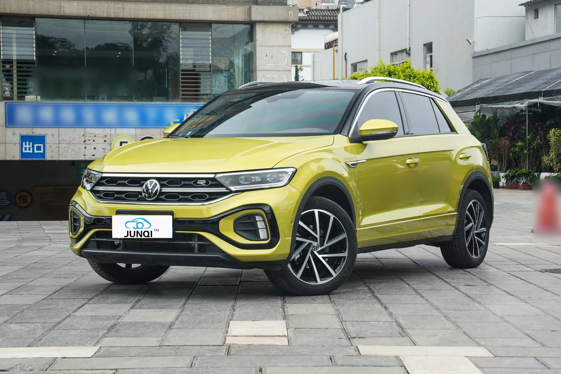 VOLKSWAGENs T-ROC 2024 2025 300TSI DSG 2WD STARLIGHT NEW BENZINE kompak SUV Murah bensin mobil dibuat di Cina di stok VW TROC